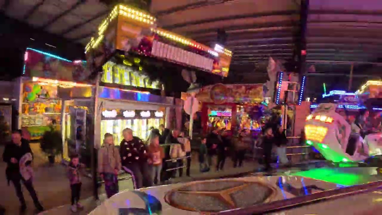 Luxury Club Break Dance No.3 [HUSS] - van Duin/Por (Onride) Kerstplaza Groningen Zuidbroek 2026