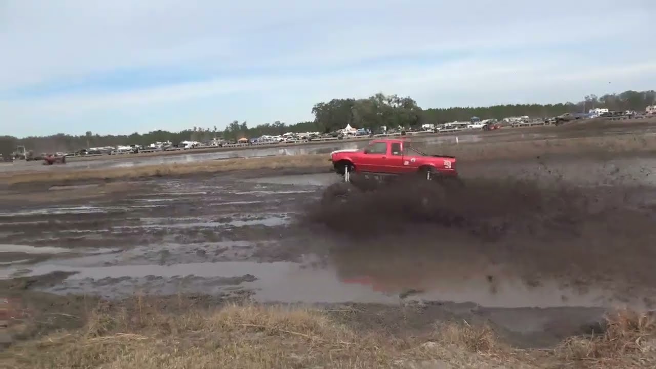 RJ BREAKING IN THE NEW MOTOR at WOODPECKER MUD BOG NEW YRS 2026 in THE CUZ I CAN FORD RANGER