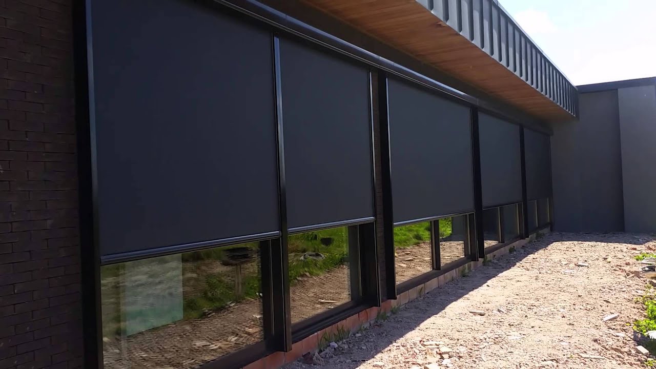 XXL windvaste screens doorlopende kasten montage door Votech bvba