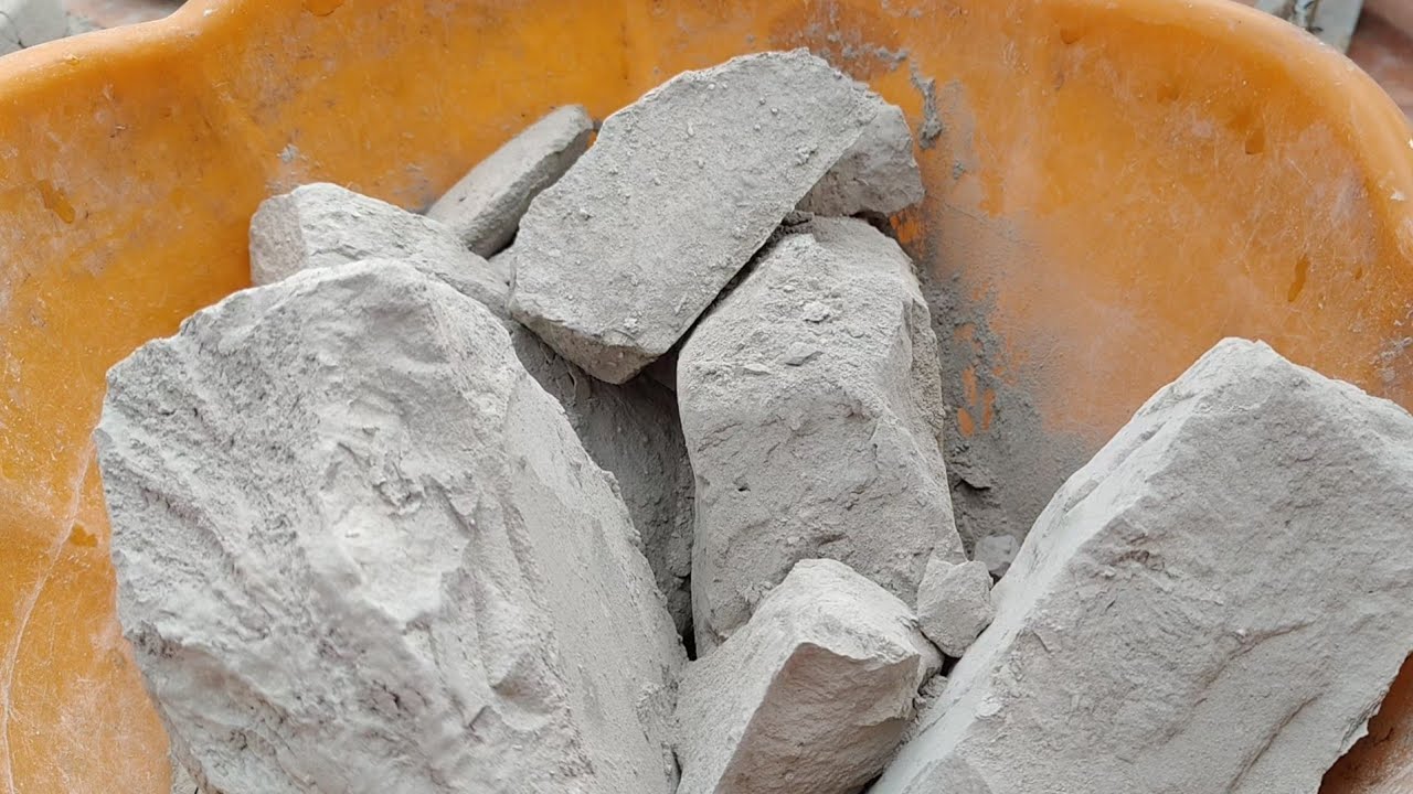 Powdery cement crumbling dry pouring 💦#shorts #youtube #youtubeshorts #asmr #bts #trendingshorts