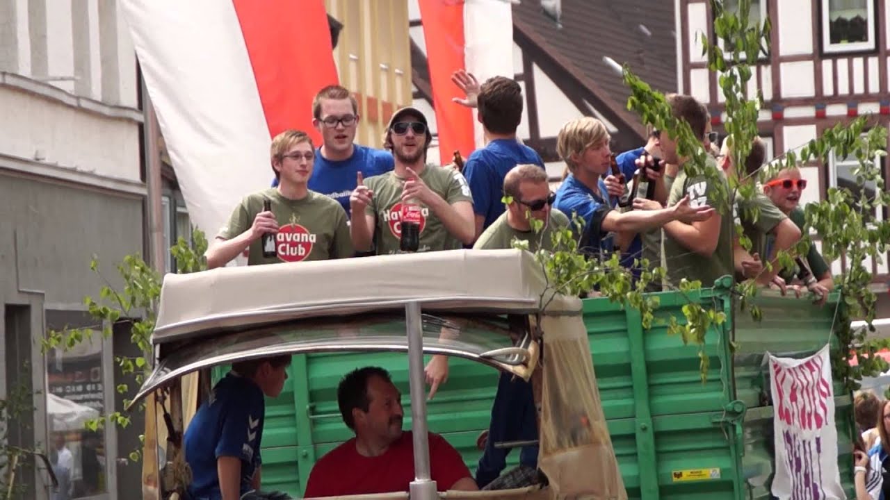 Gro&szlig;er Festumzug zum Volks- und Sch&uuml;tzenfest Stadtoldendorf 2013 (3)