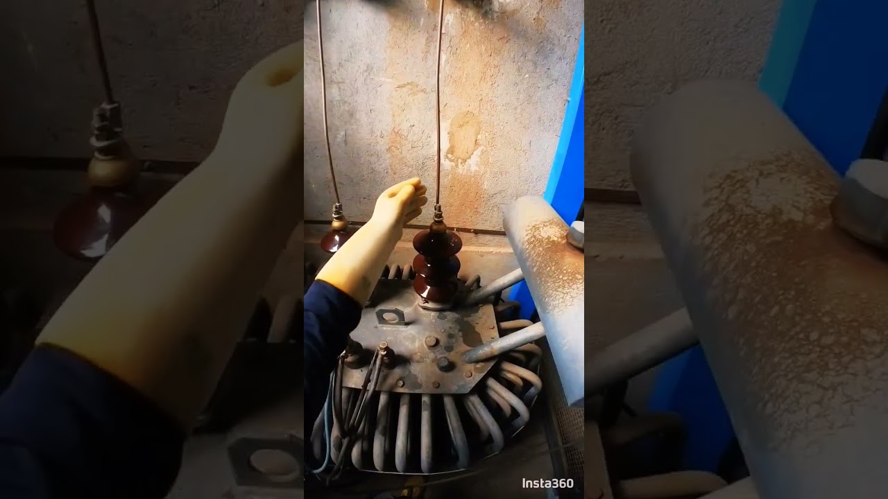 Pulizia isolatori media tensione su trasformatore Cleaning medium voltage insulators on transformer