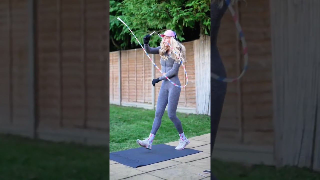 Magic gloves 🤪🪄 #jumprope #skipping #eminem #tricks #skills