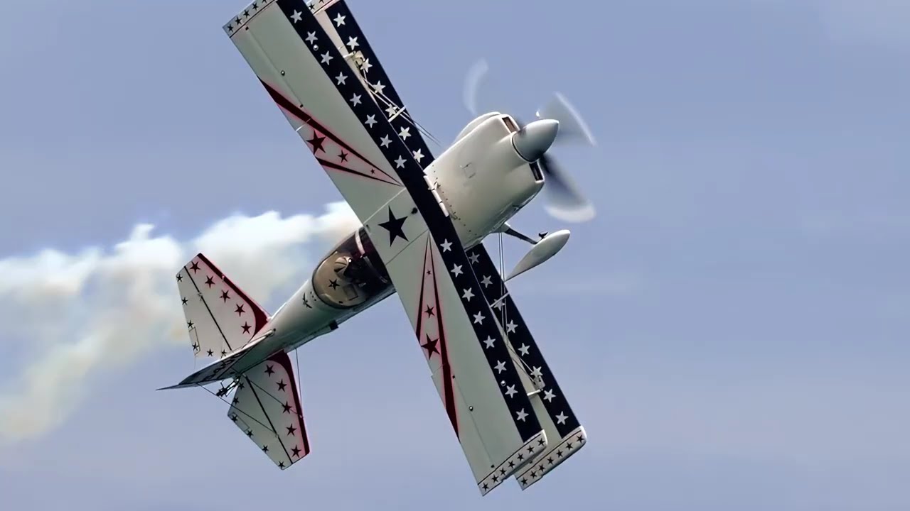 Muscle Biplane | Bob Richards | Milwaukee Airshow July 28 2024 | HDR 4K Stabilized