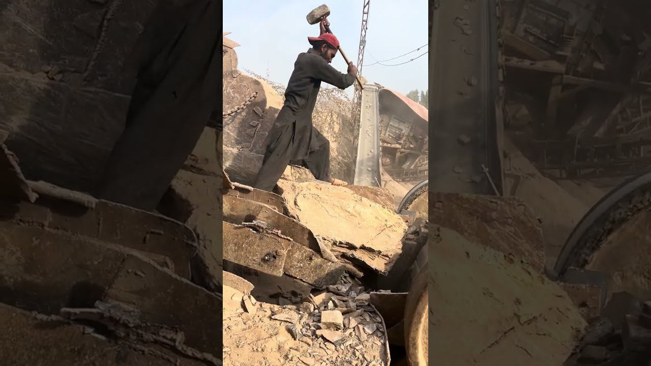 Extreme Hopper Jam! Giant Rocks Stuck in Crusher | Real Heavy Duty Stone Crushin#stonecrusherplant 