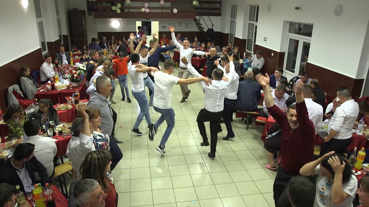 Formatia popular B Sarba Sarba