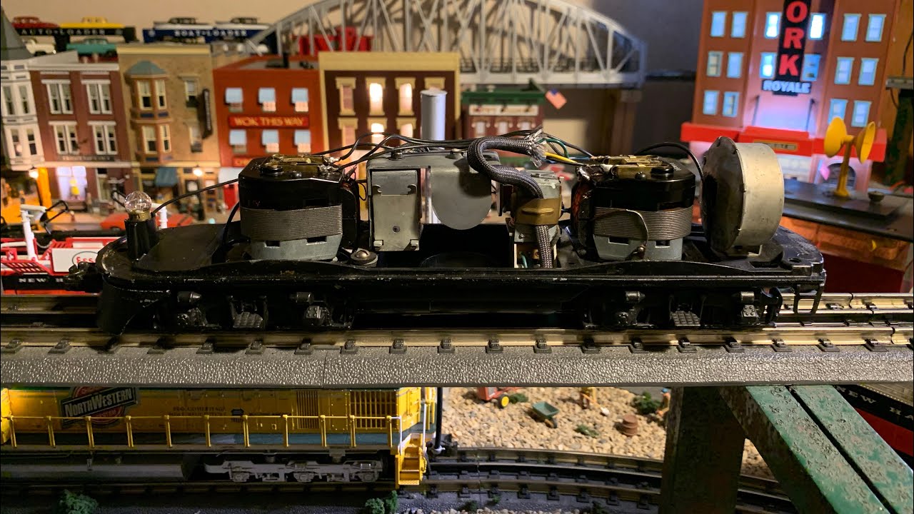 Servicing A Postwar Lionel F3! A 2363 F3!