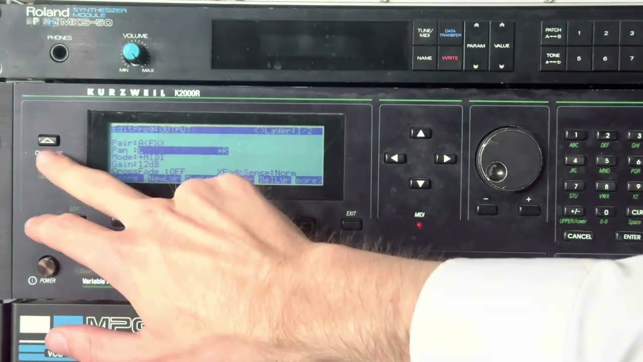 Kurzweil K2000 digital synthesis