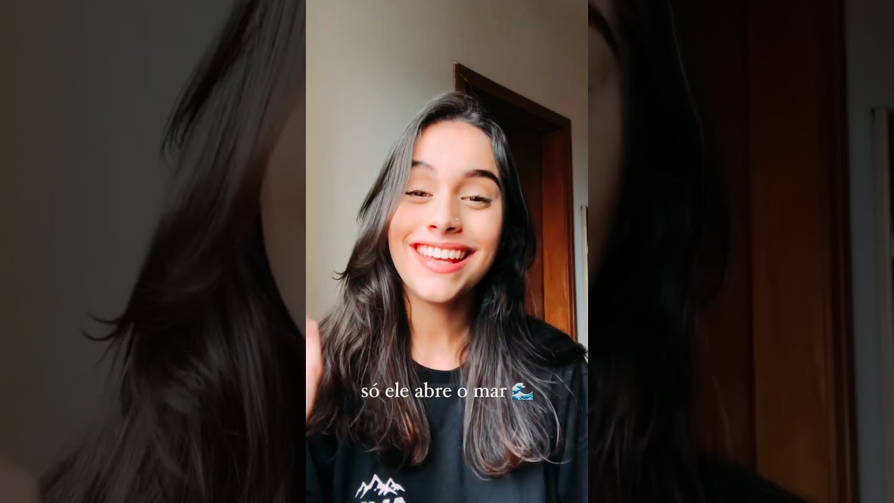 O Hino da Vit&oacute;ria | Vers&atilde;o Qu&eacute;ren Santos | Instagram @queren.sant0s