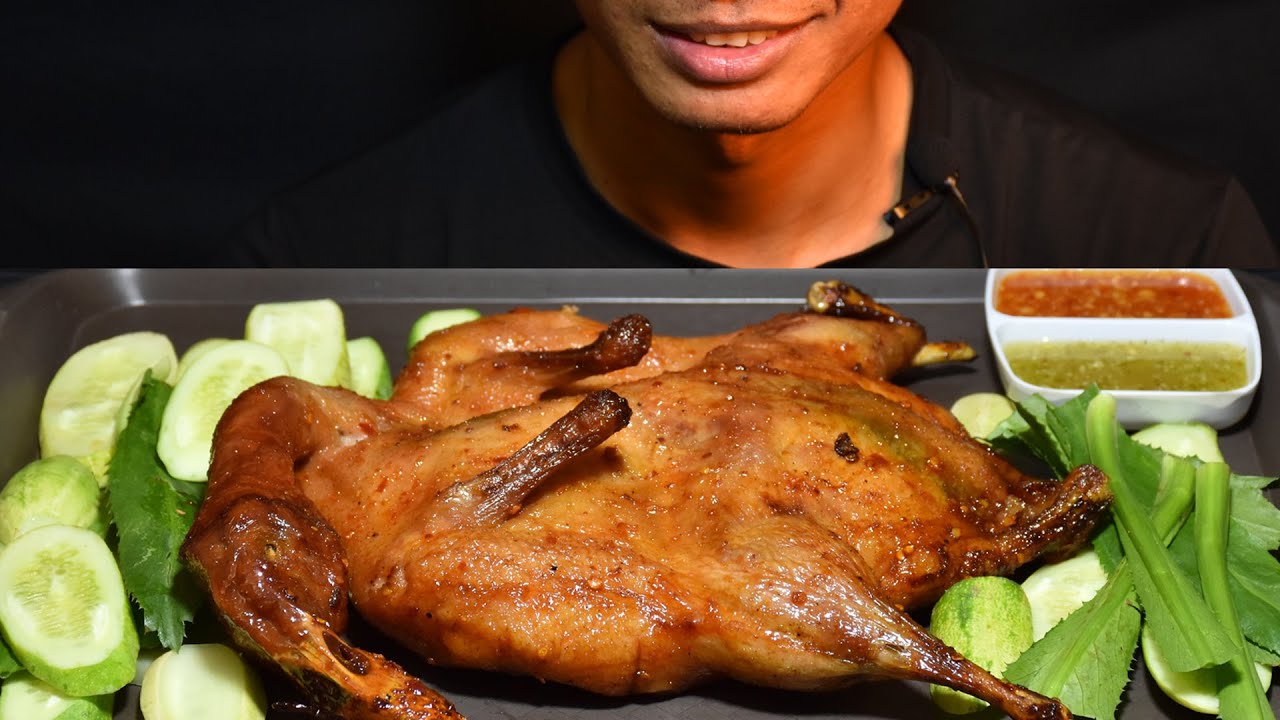 EATING ROAST DUCK WITH SPICY SAUCE, SO YUMMY, MUKBANG ASMR