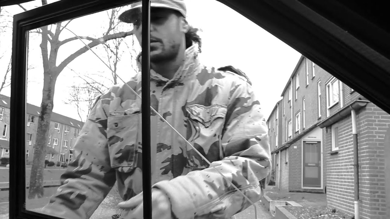 Raymzter - Started from the bottom / Begonnen op de bodem (freestyle)