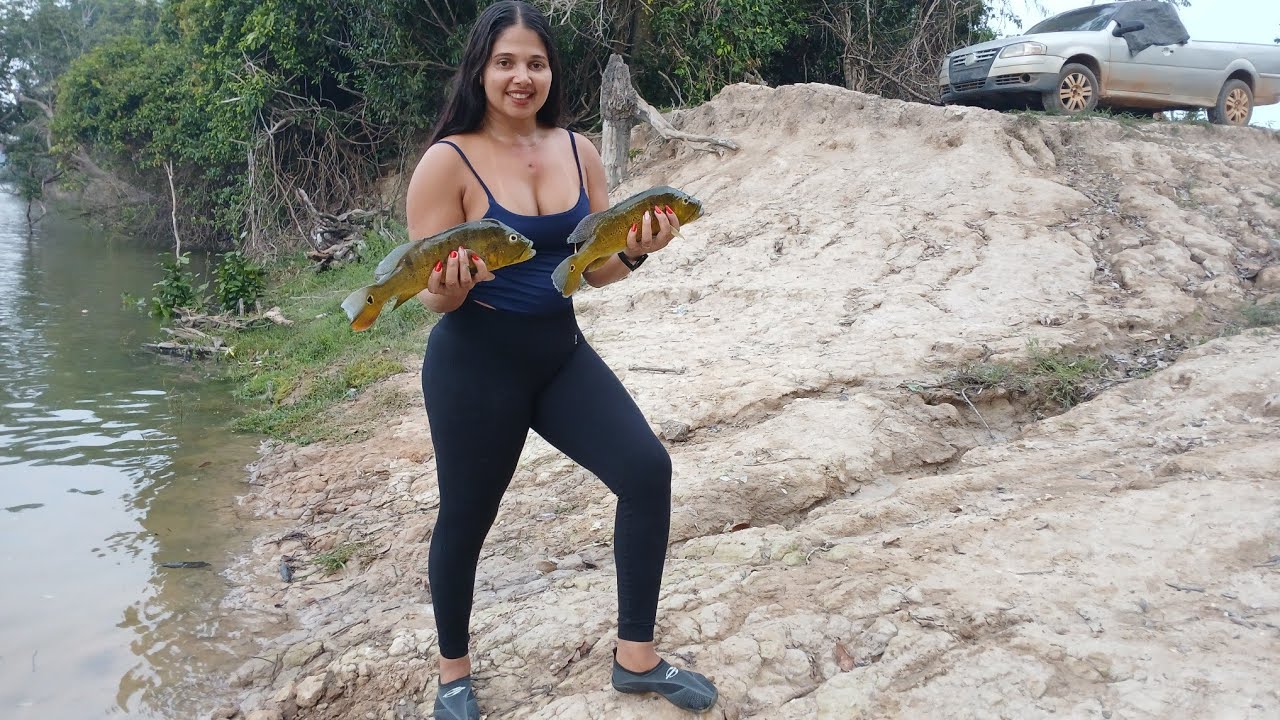 fui pescar com minha esposa e  achamos o ponto dos tucunare