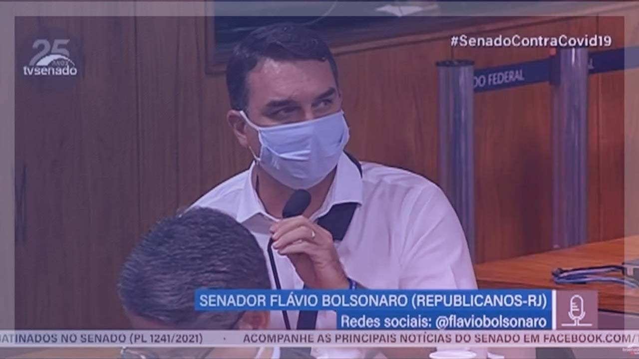 Flávio Bolsonaro: Senador Renan Calheiros devia ter mais bom senso