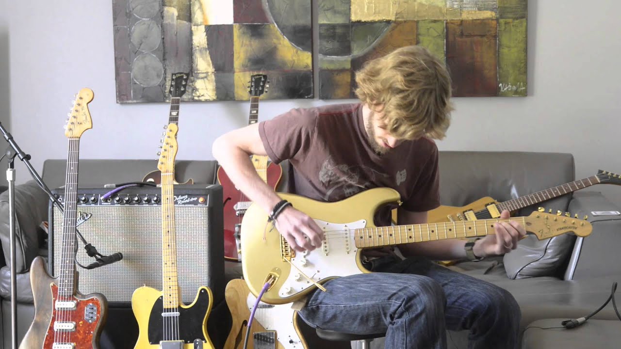 1981 Fender Stratocaster Dan Smith gold on gold - Atoyboy Guitars