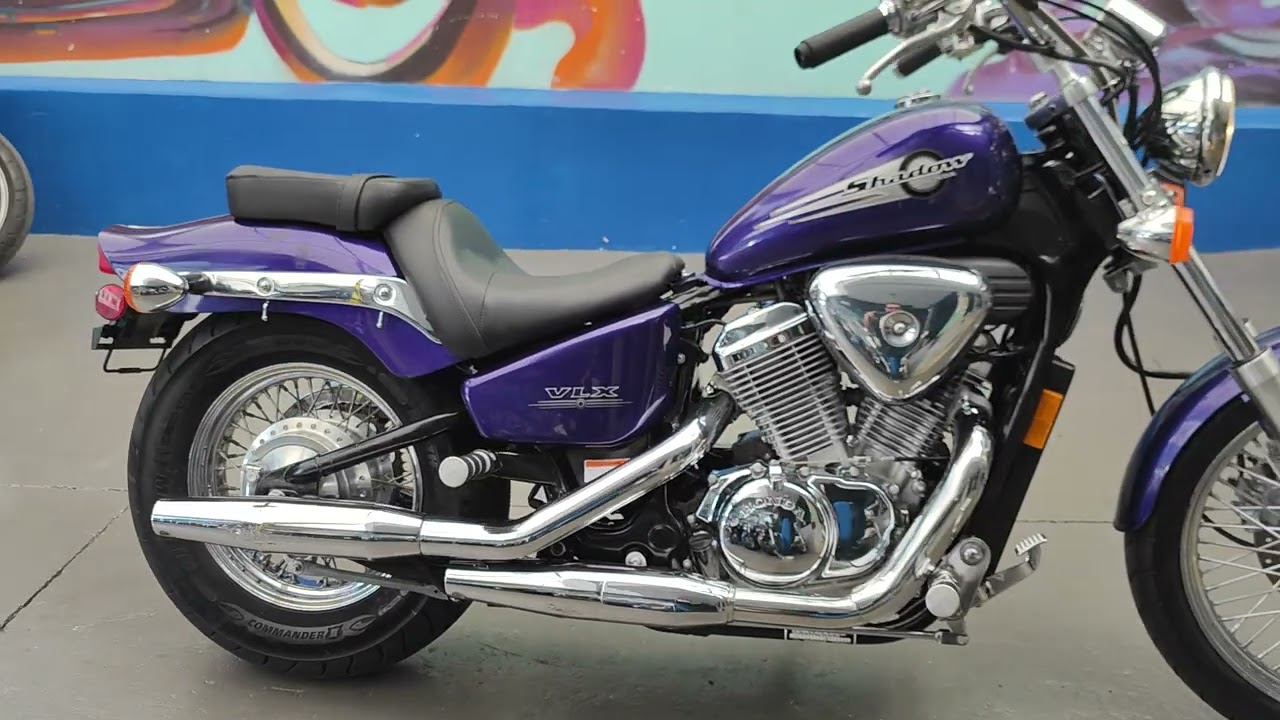 HONDA SHADOW VLX 600 MODELO 2002 $65,000 PESOS ENVIO INCLUÍDO TITULO LIMPIO