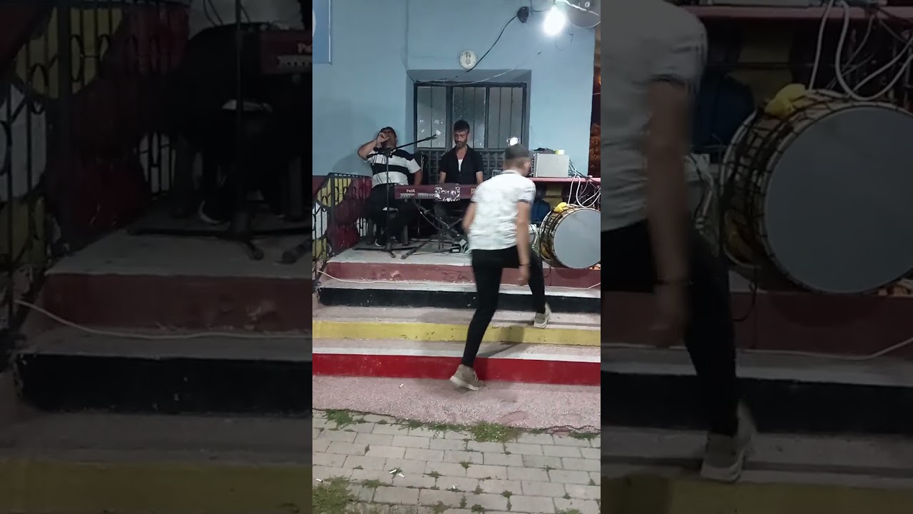 İBRAHİM ÇİÇEK & VURAL OTU güzel performans
