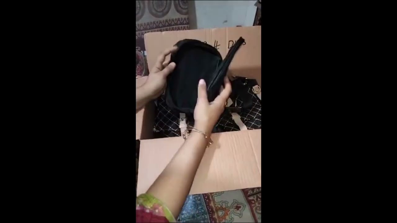Branded Ladies Purse Wholesale Market in okara|Branded Ladies Bags|#HandbagsWholesales