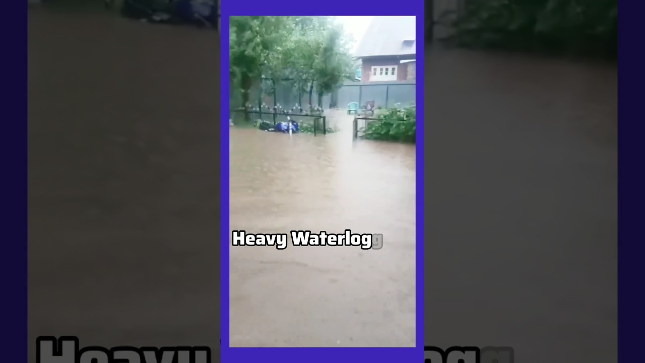 Heavy Waterlogging in Tangmarg Baramulla 😢 Kashmir Rainfall news weather update Jk Desk yt shorts
