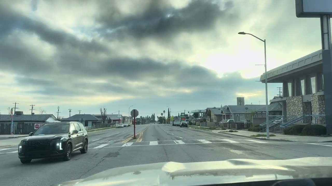 Aquí patrullando un rato las calles de mi pueblo