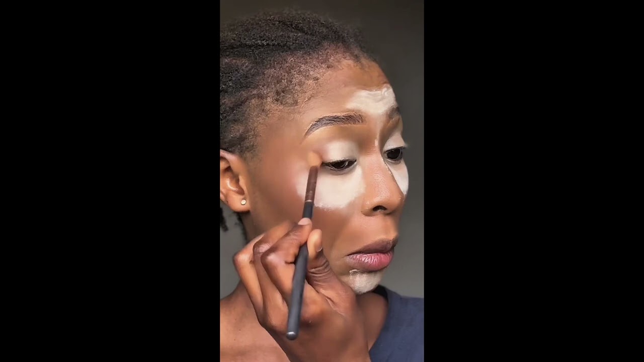 BASIC MAKEUP TUTORIAL FOR BEGINNERS