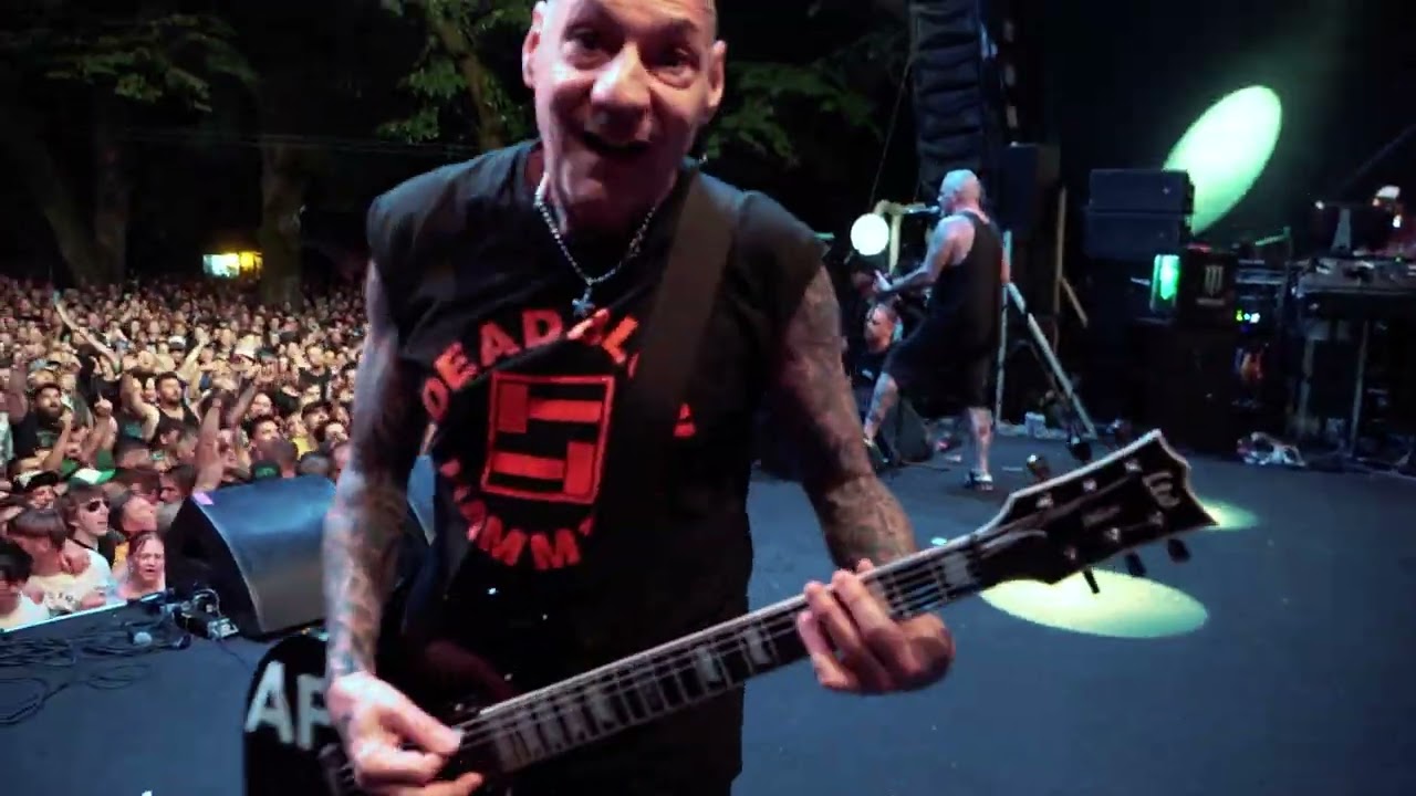 AGNOSTIC FRONT -  My Life My Way (Multicam) live at Punk Rock Holiday 2.3