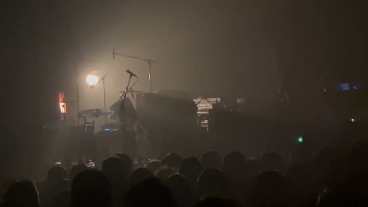 BRMC - Intro et Devil's Waitin' @Le 106 Rouen 02/12/2025