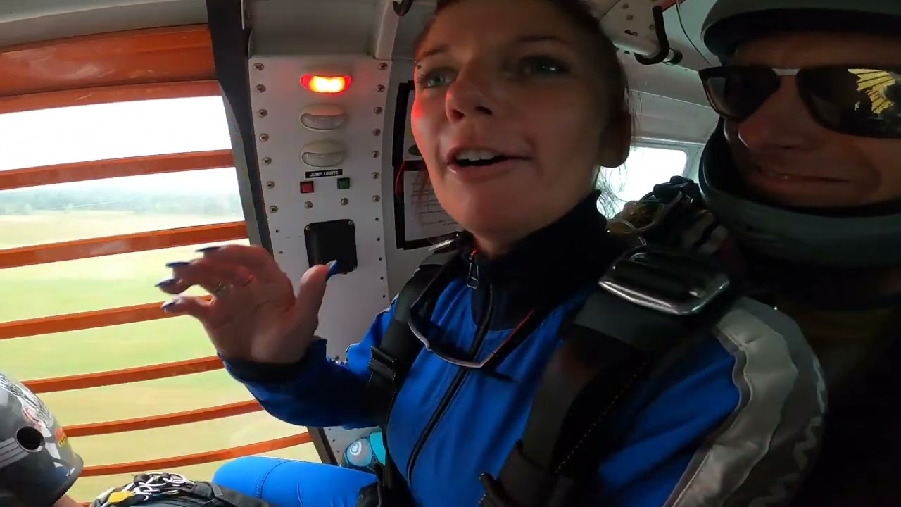 Czy warto skoczyć w tandemie | Wrażenie i emocje podczas skoku | Sylwia Zy 20.08.2022