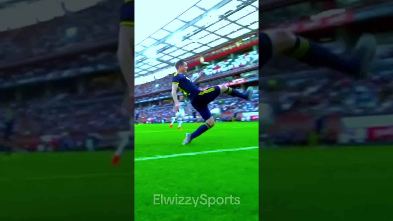 1000% IQ Defensive moments in football😱😱#shorts #football