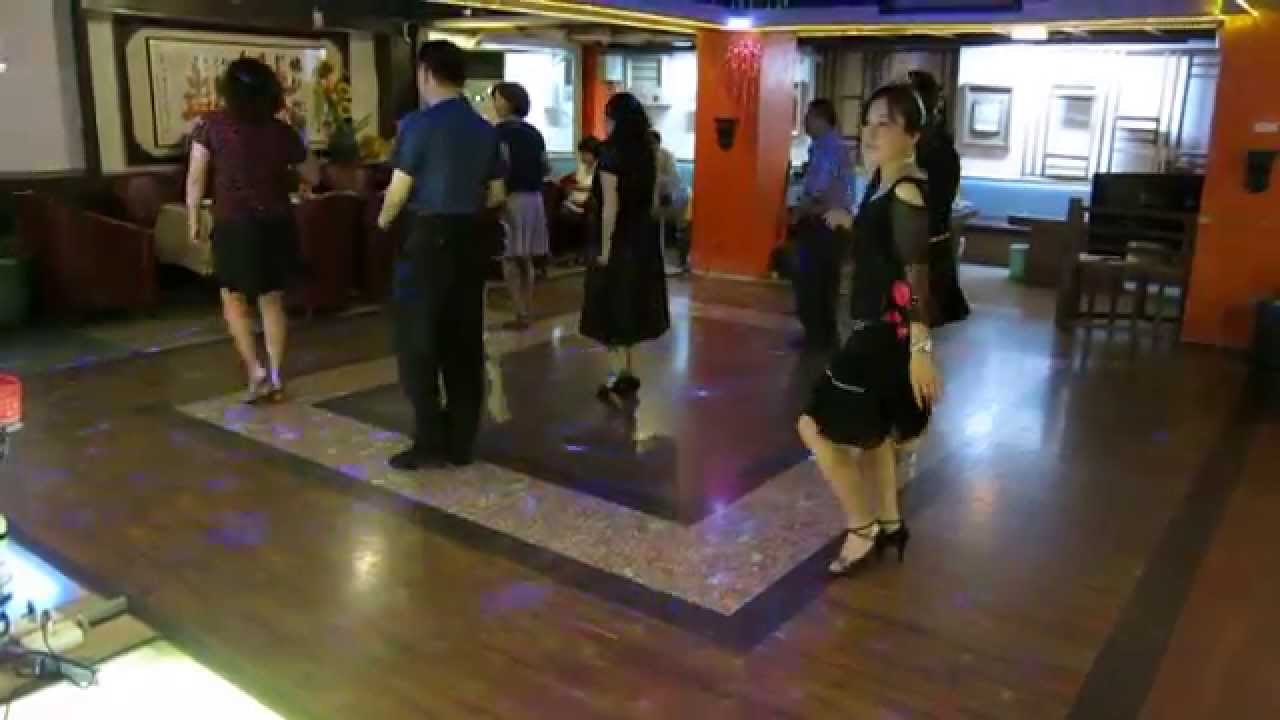 Blurred Lines Line Dance(East Coast version)