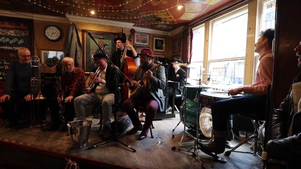 Jazz Me Blues - Trudgeons Trad Jazz Troubadours Feat:  Lewis Taylor, Hunter Burgamy & Joplin Parnell