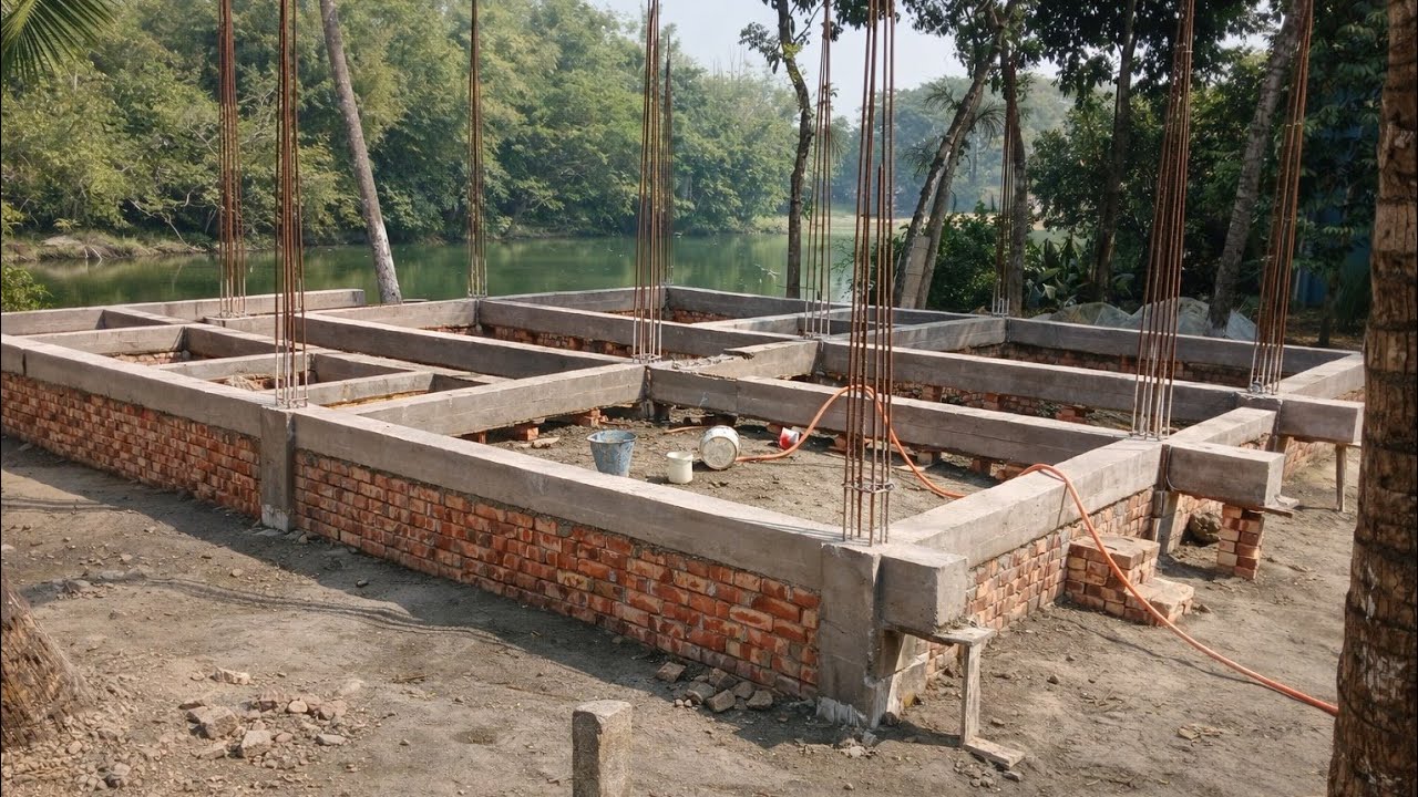 কম খরচে দোতলা ফাউন্ডেশন দিয়ে তিন রুমের একতলা বাড়ি। 
