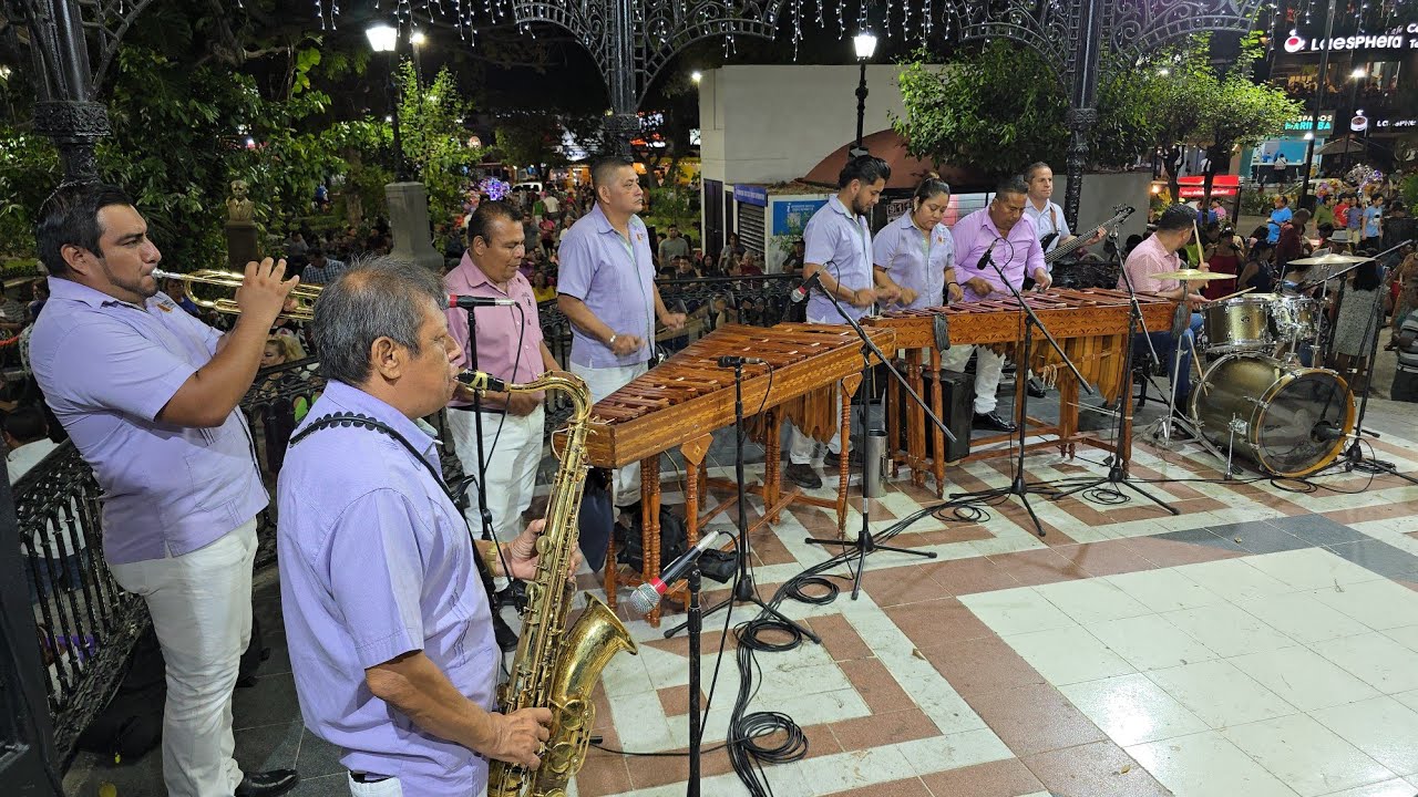 MARIMBA REYNA TUXTLECA CANCIONES TROPICALES PARQUE DE LA MARIMBA TUXTLA GUTIÉRREZ CHIAPAS MEX MUSICA