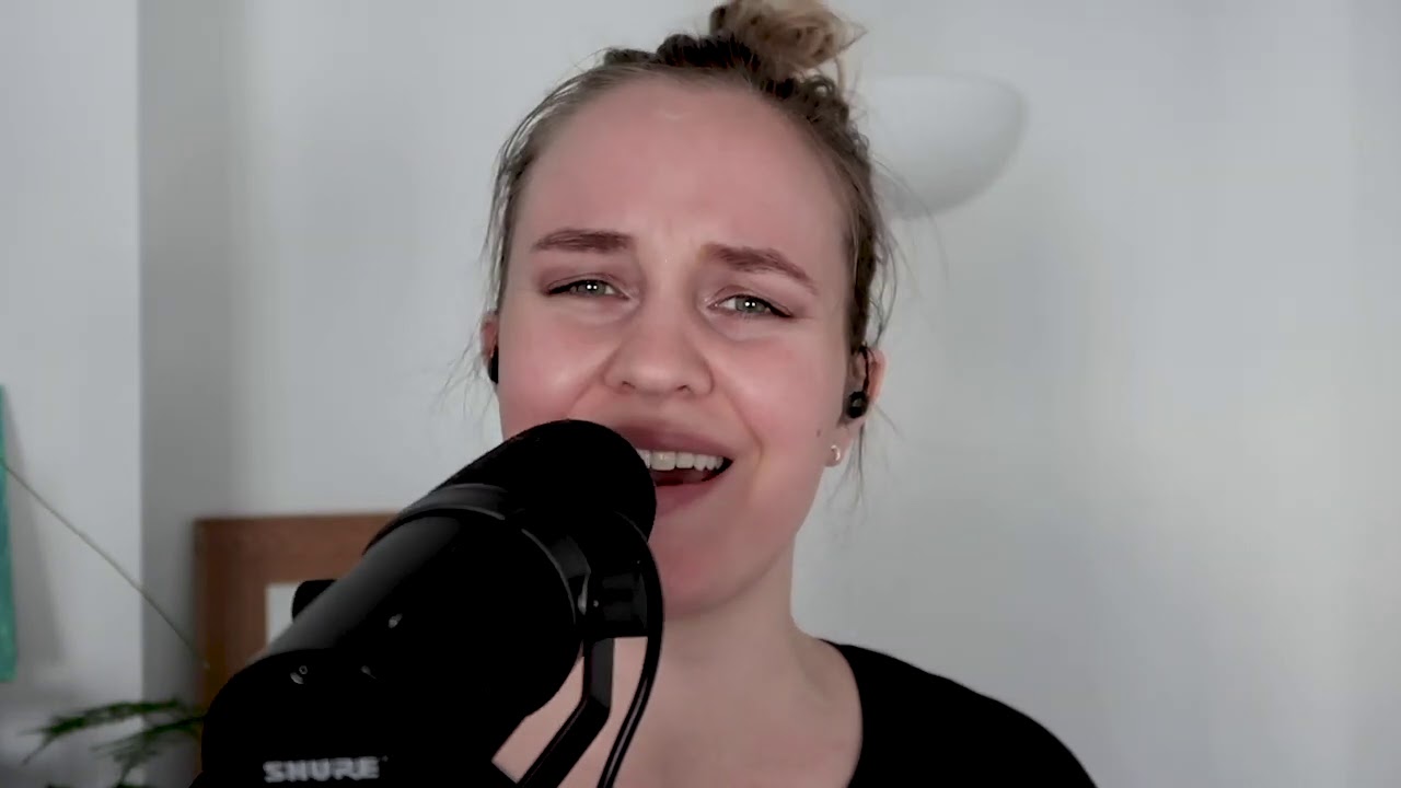 Aspiring Headliner | Chantelle du Toit