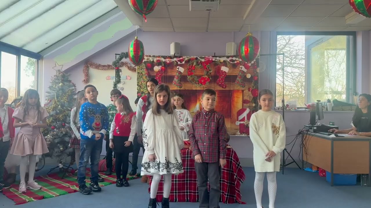 🧚‍♀️🎄 Приказка за Бъдни вечер | 2В клас 🎄🧚‍♂️