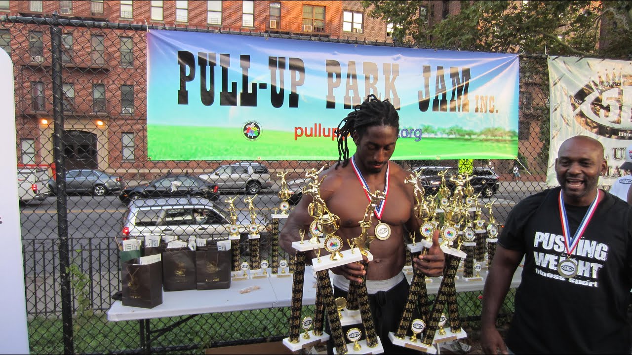 Calisthenics Competition - Supreme Akeem at The 5B'S 2014 | Thats Good Money