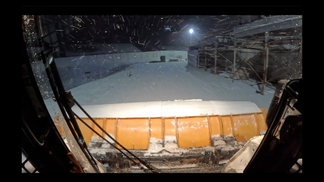 Arctic Sectional & Bobcat T595 Rolling Snow