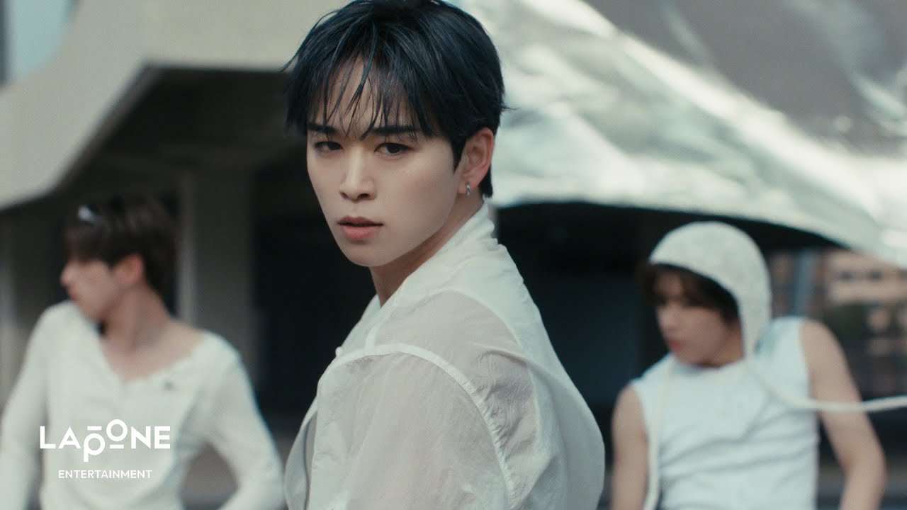 INI｜'DOMINANCE' Performance Video