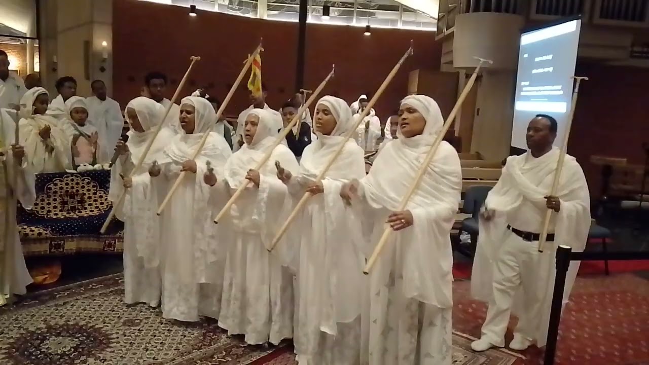 የገና በዓል ወረብ በደብረ ከዋክብት ጻዲቁ አቡነ ገ/መ/ቅ ቤ.ክን ዱስልዶርፍ -ጀርመን በደብሩ የሰ/ት/ቤት መዘምራን 
