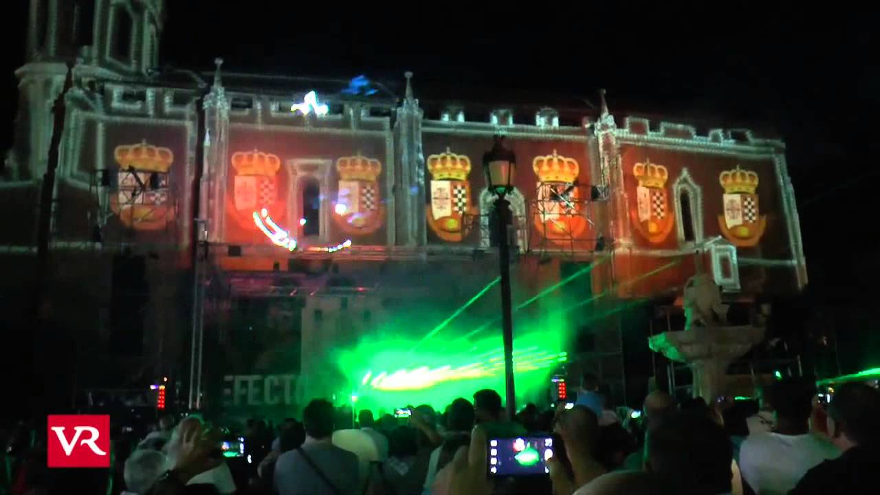 Valdepeñas: Espectáculo Multimedia en la plaza de España