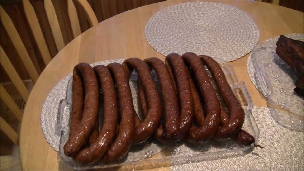 Wyrob i wedzenie kielbasy biesiadnej
