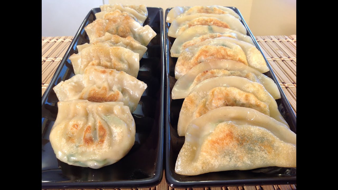 Cooking Vegetarian Korean Dumplings Mandu-Korean Food Recipes