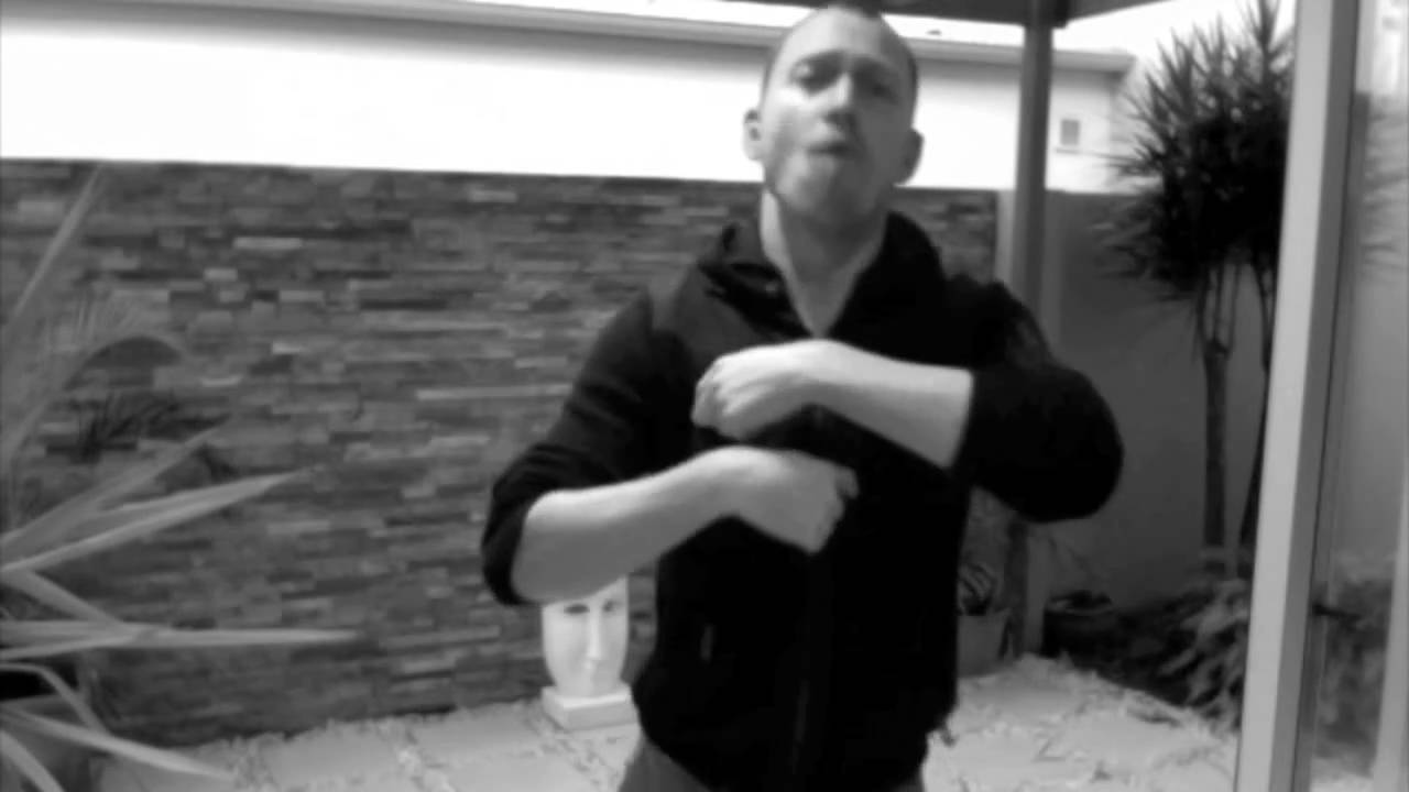 Glee - Lean On Me in Auslan (Australian Sign Language) - [Dan Jarvis]