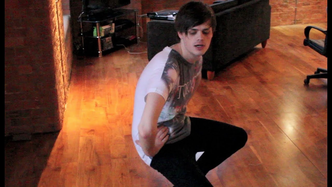 How To Twerk | CRABSTICKZ