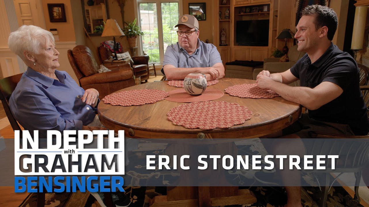 Eric Stonestreet: Embracing mom’s persona within Cam character