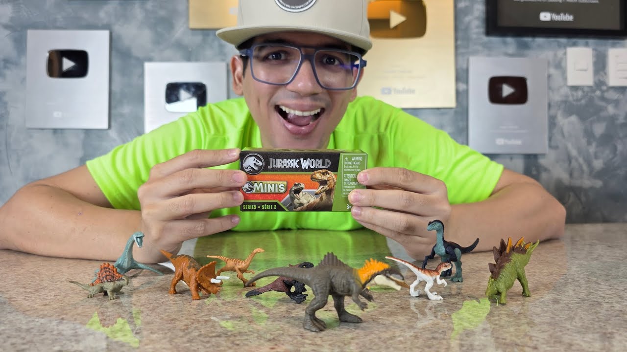 CAIXINHA MISTERIOSA CHEIA DE MINI DINOSSAUROS!