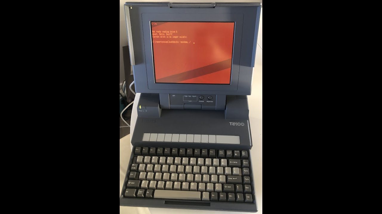 Toshiba T5100 Laptop - Intel 386 processor. 2MB of RAM, a 640x480-point plasma display and 40 MB HDD