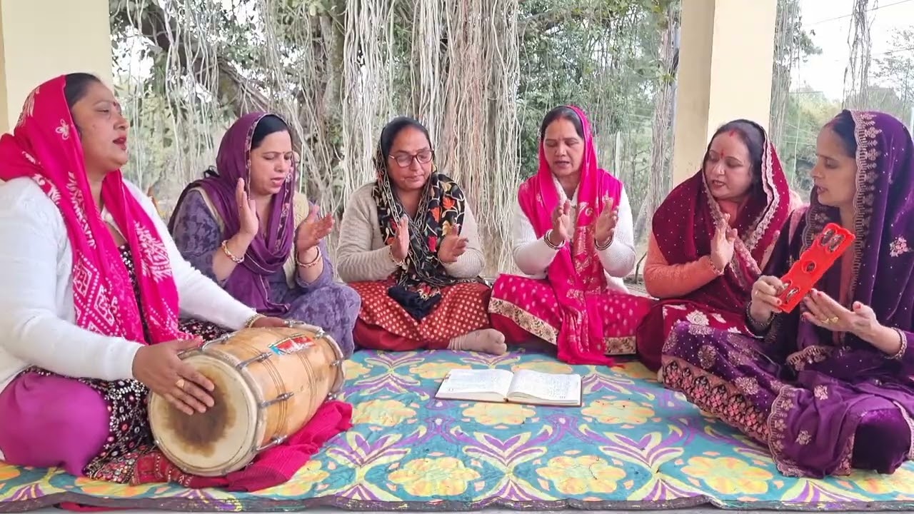 #bhajan हाथ चिमटा सुनहरी जटां वाला जी जोगी बडा सोणा लगदा #kirtan 🙏🏻
