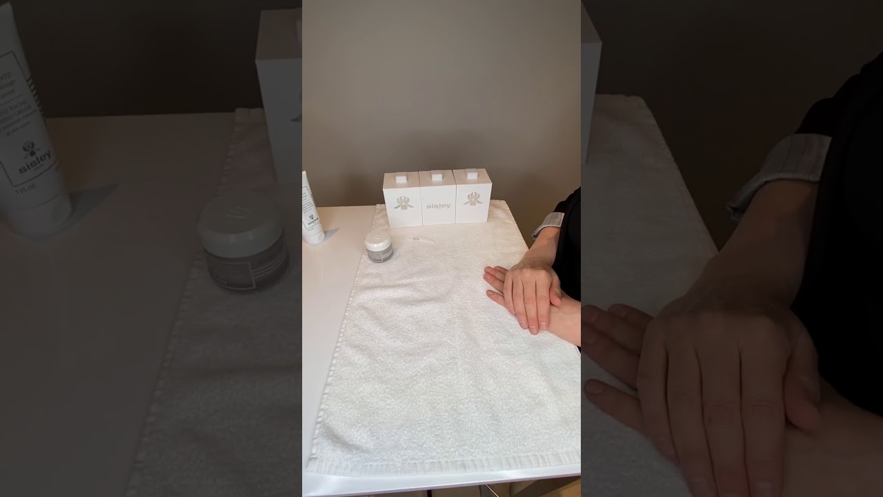 Sisley Gentle Facial Buffing Cream