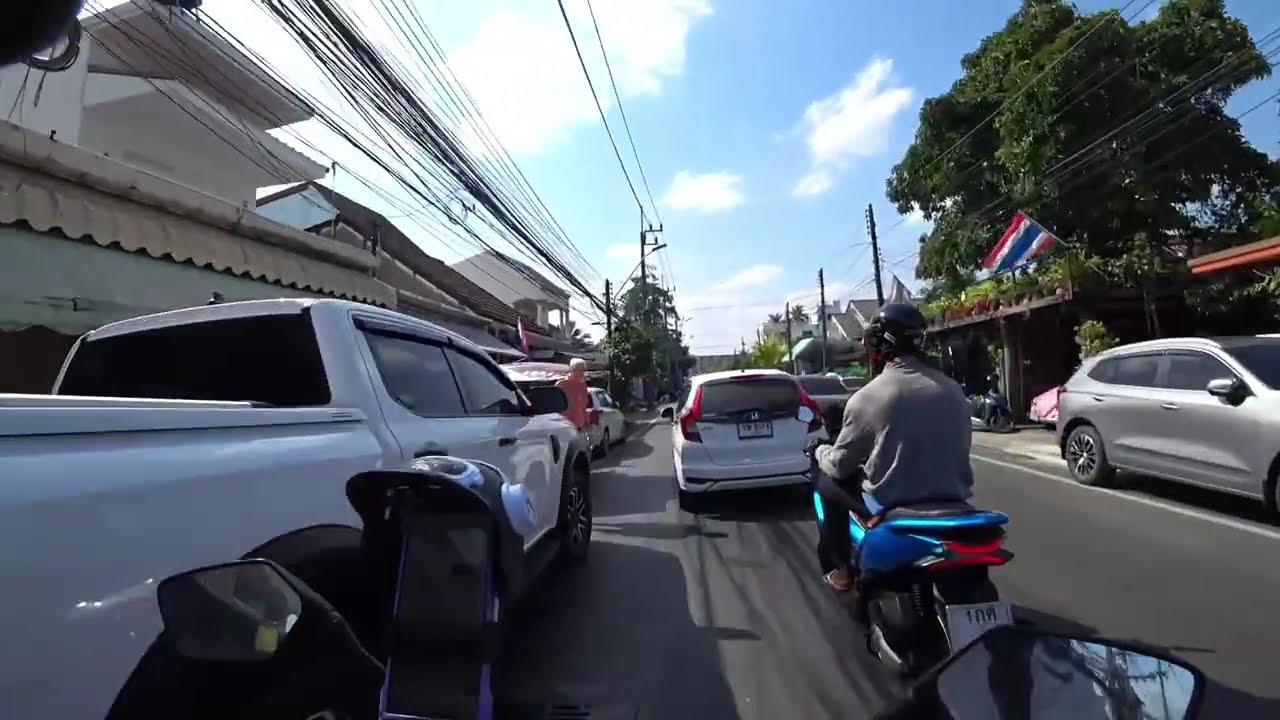 WELTREISE TAG 1709 - THAILAND- PHUKET / Heute: WER HAT DIE KOKOSNUSS? WER HAT DIE KOKOSNUSS GEKLAUT?