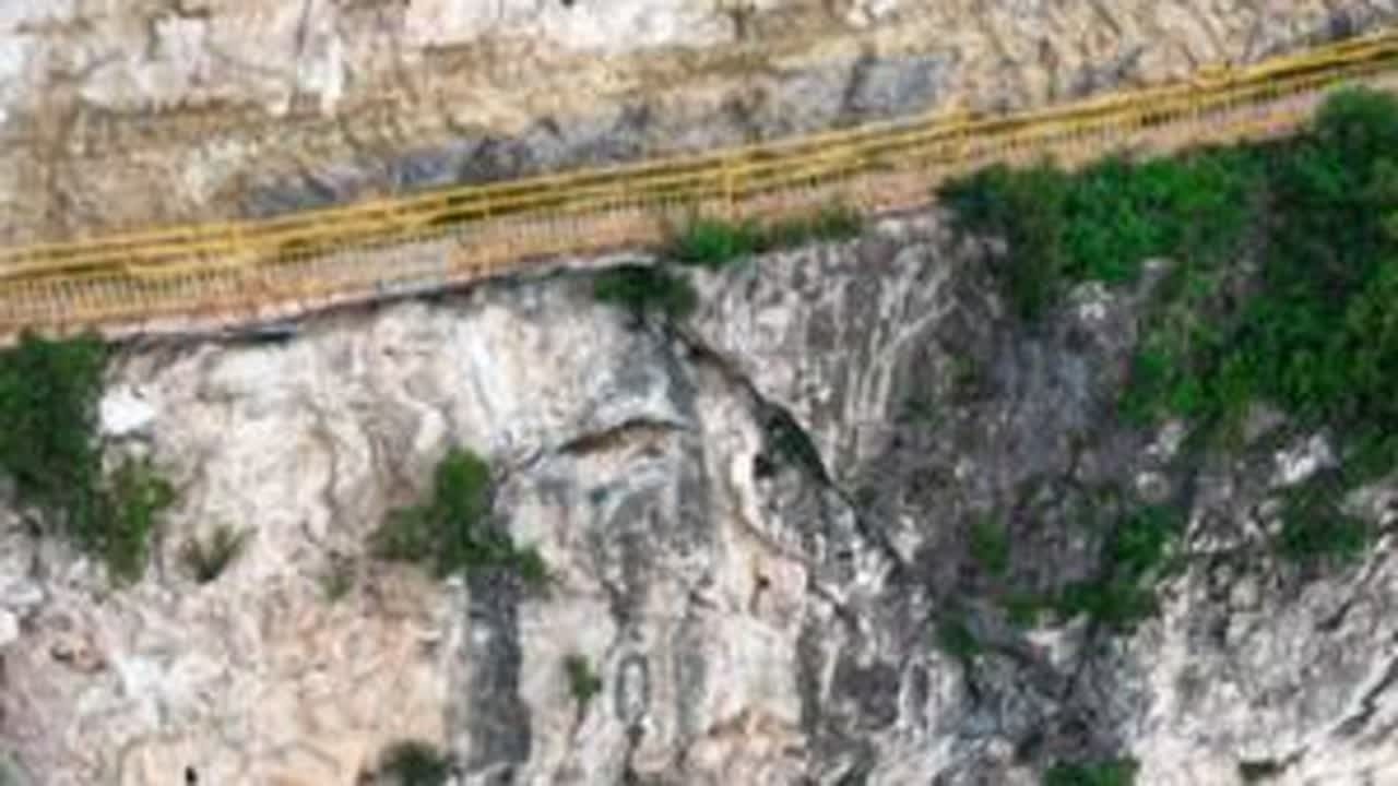 距离太原两个多小时车程，这里有悬崖栈道，高山草甸，免费景点